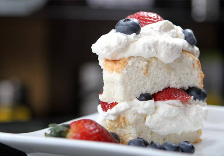 sweet_alis_gluten_free_bakery_hinsdale_angel_food_cake_frosting_strawberry
